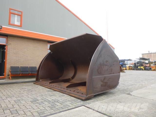  BAC Komatsu WA500 Kauhat