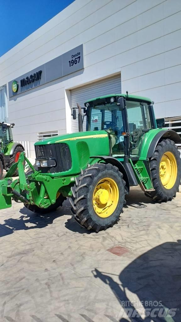 John Deere 6820 Traktorit