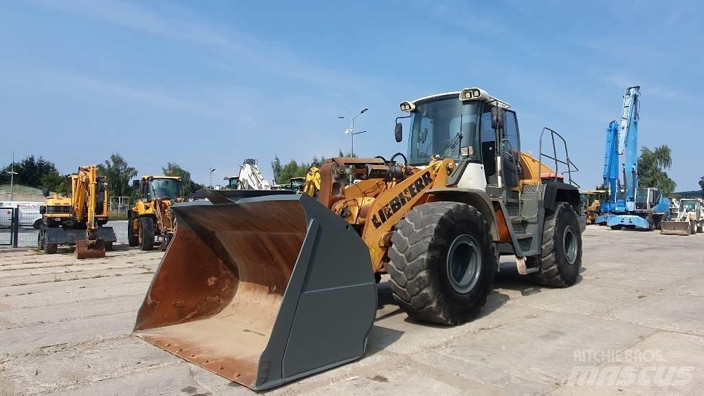 Liebherr L 566 Pyöräkuormaajat