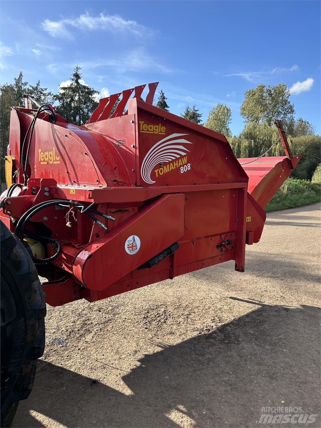 TEAGLE TOMAHAWK 808S Paalinkäsittelykoneet