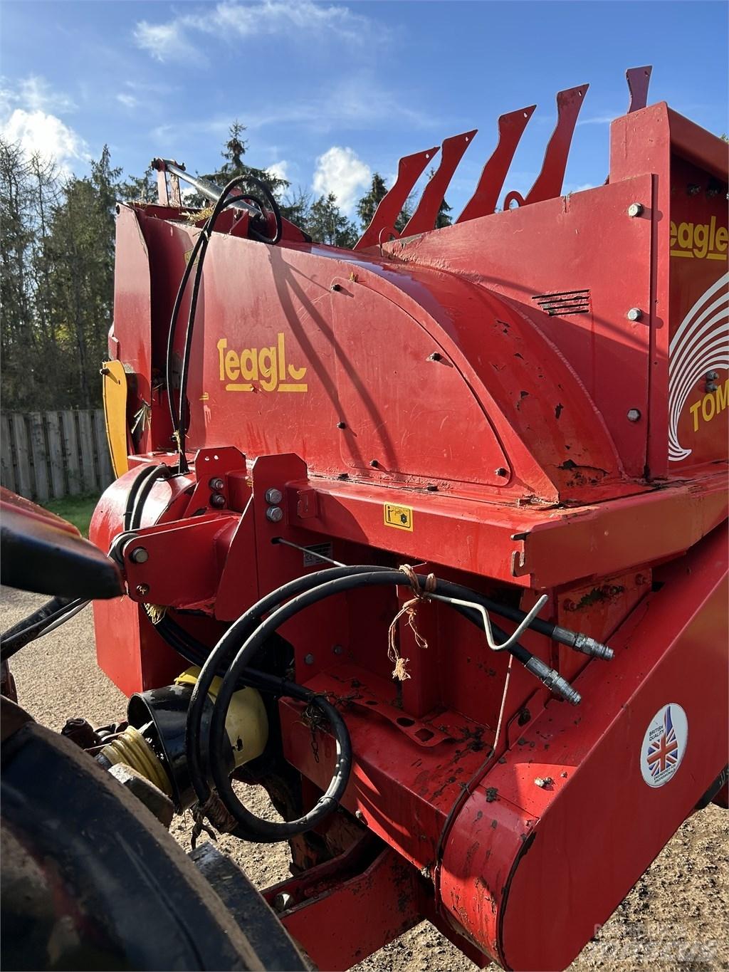 TEAGLE TOMAHAWK 808S Paalinkäsittelykoneet