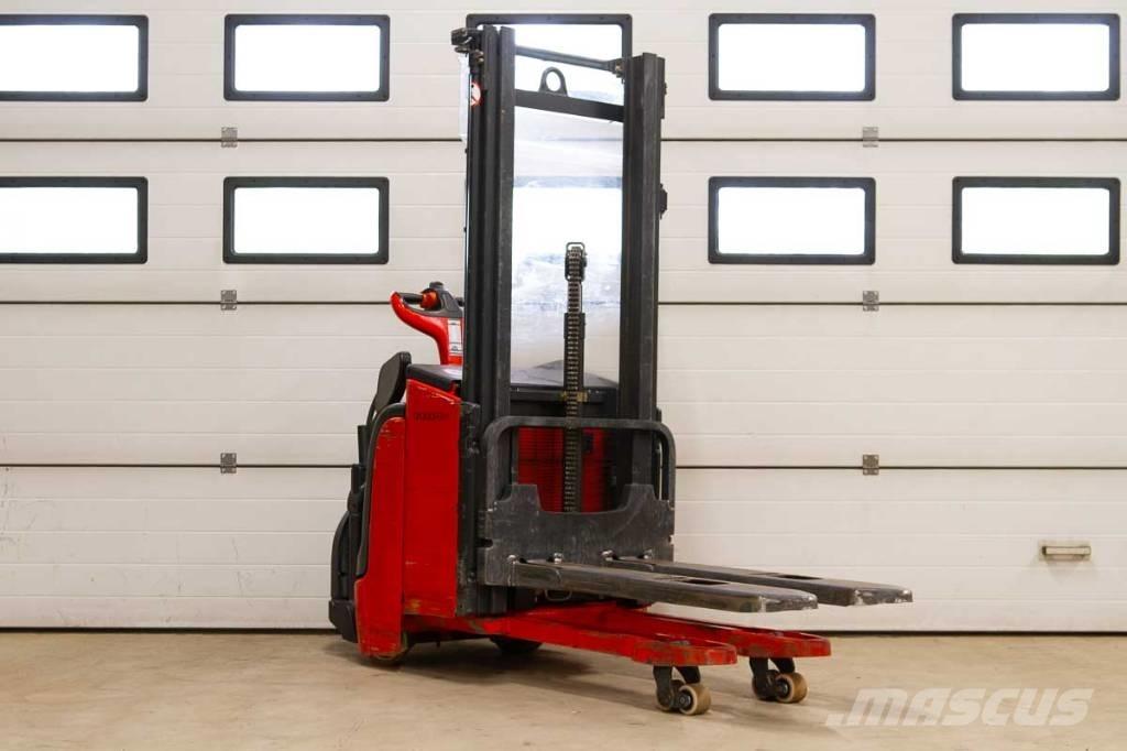 Linde L 14 Ajettavat pinoamisvaunut