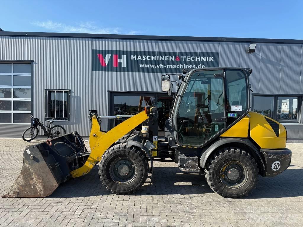 Komatsu WA 70-6 Pyöräkuormaajat