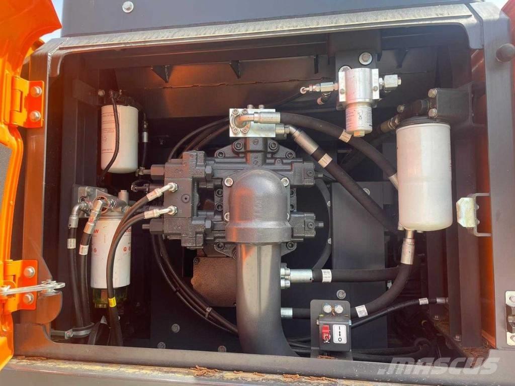 Doosan DX 350 LC-7 Telakaivukoneet
