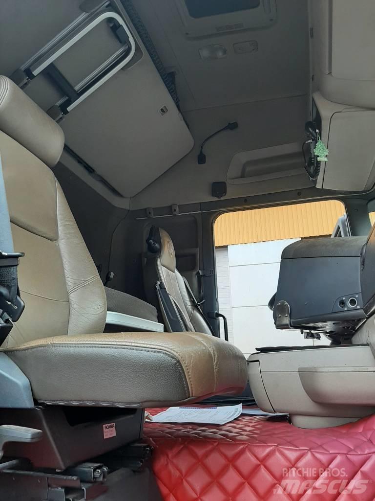 Scania R 560 Koukkulava kuorma-autot
