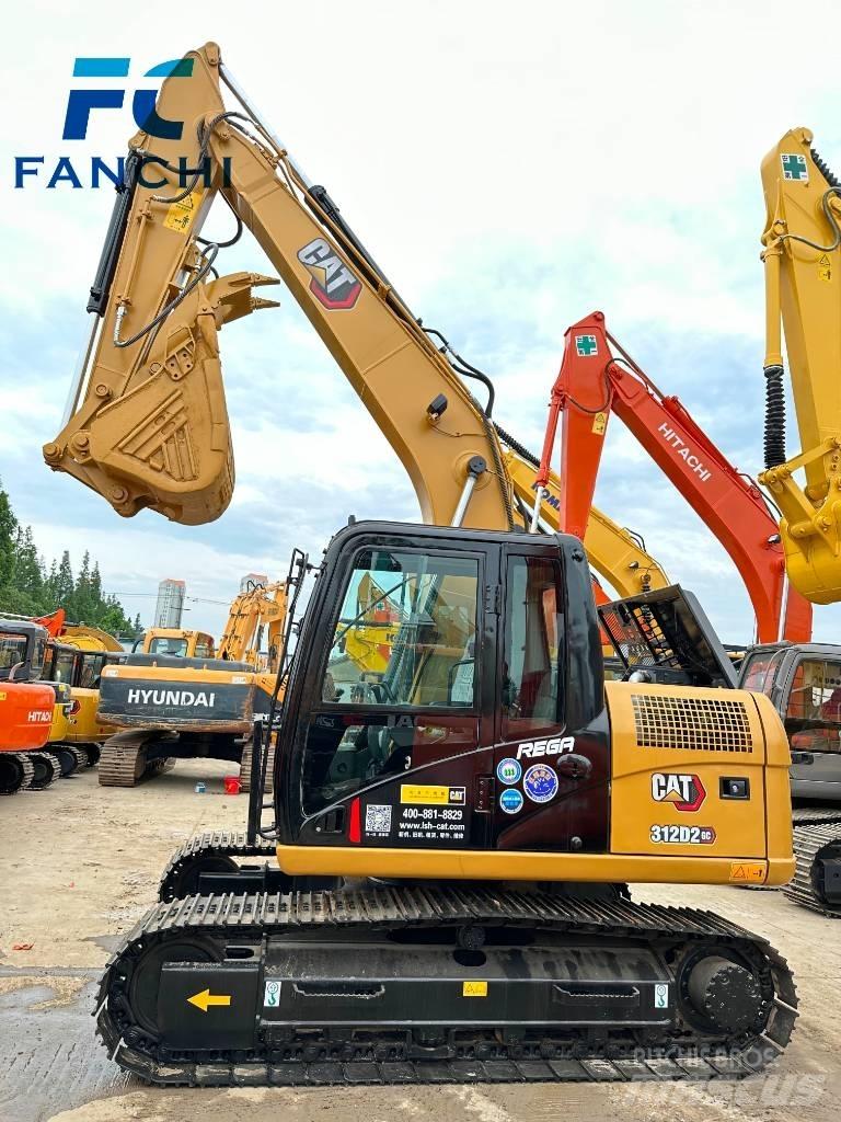 CAT 313D2GC Midikaivukoneet 7t - 12t