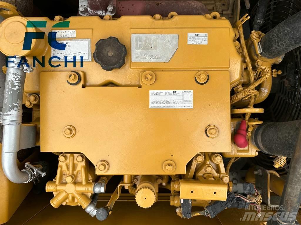 CAT 313D2GC Midikaivukoneet 7t - 12t