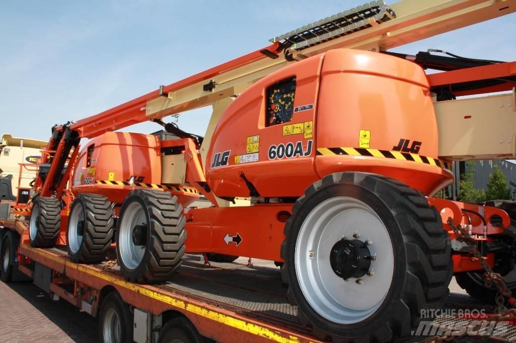 JLG 600 AJ Kuukulkijat