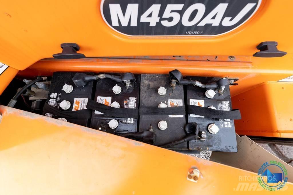 JLG M450AJ Kuukulkijat