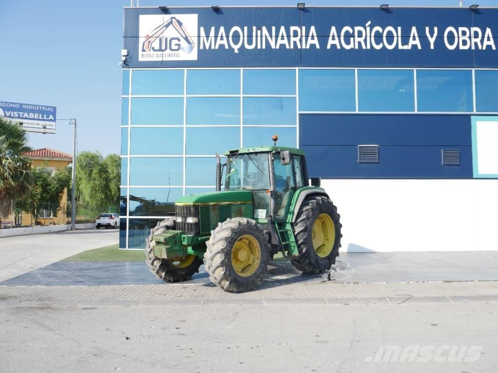 John Deere 6800 Traktorit