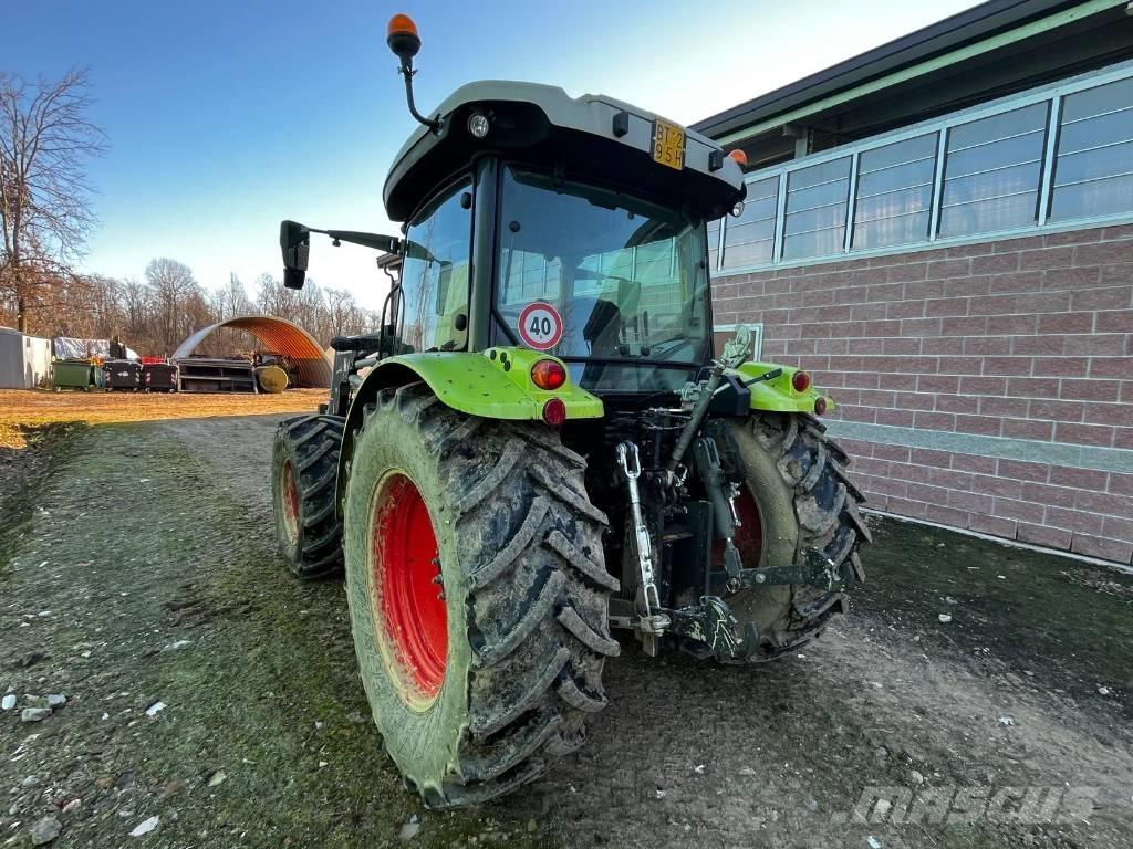 CLAAS Atos 350 Traktorit
