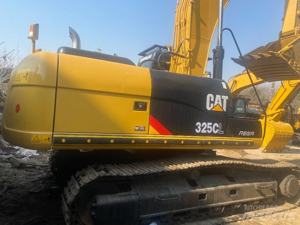 CAT 325 CL Telakaivukoneet