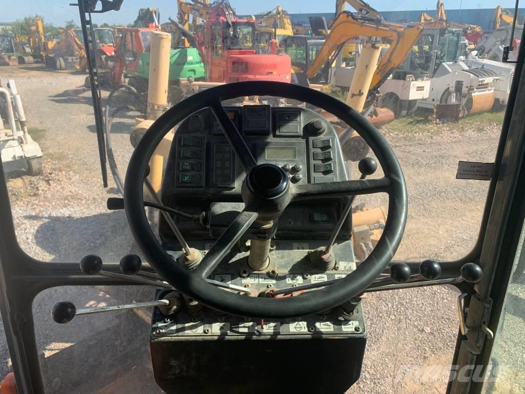 HBM-Nobas BG190T-3 Tiehöylät