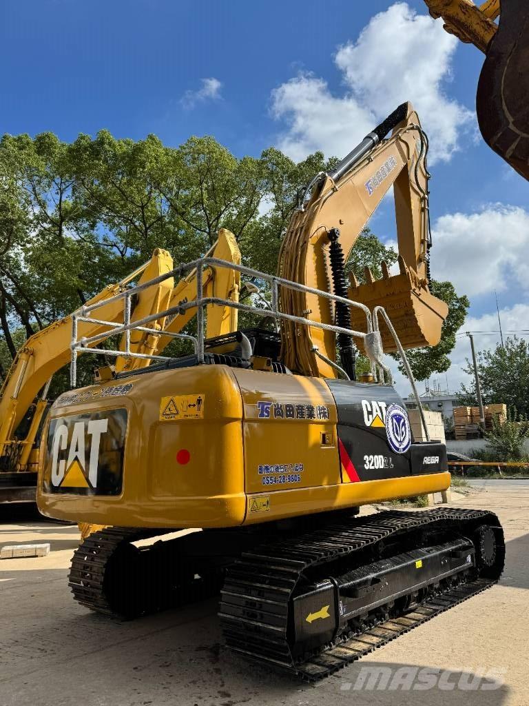 CAT CAT320D Midikaivukoneet 7t - 12t