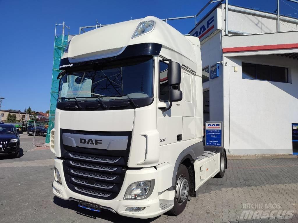 DAF FT480XF Vetopöytäautot