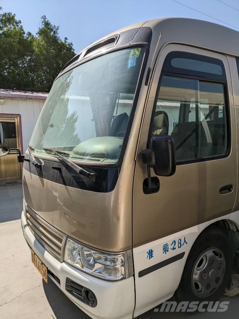 Toyota Coaster Bus Minibussit