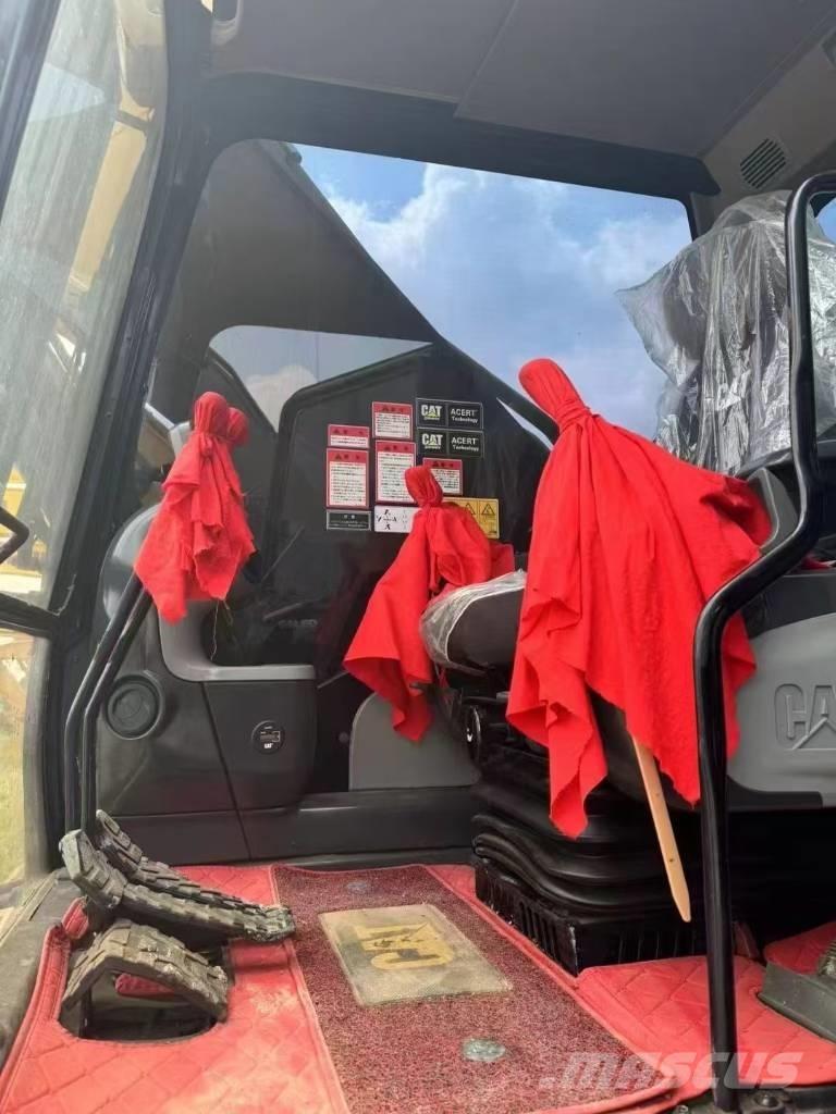 CAT 330 Telakaivukoneet