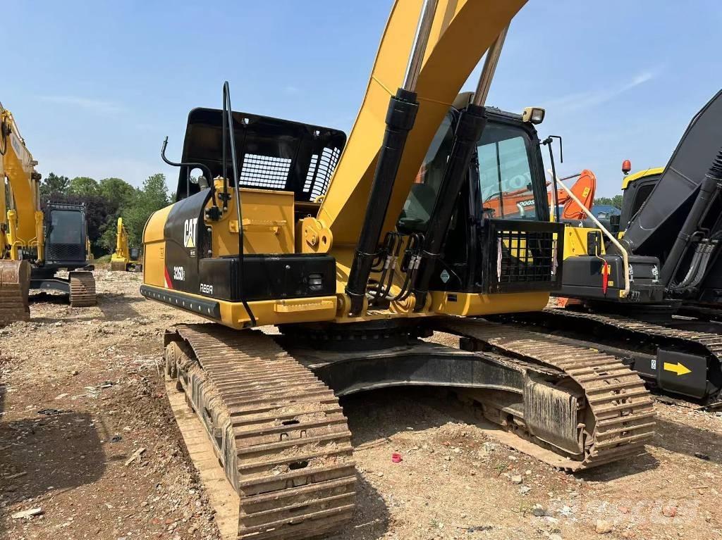 CAT 326 Telakaivukoneet