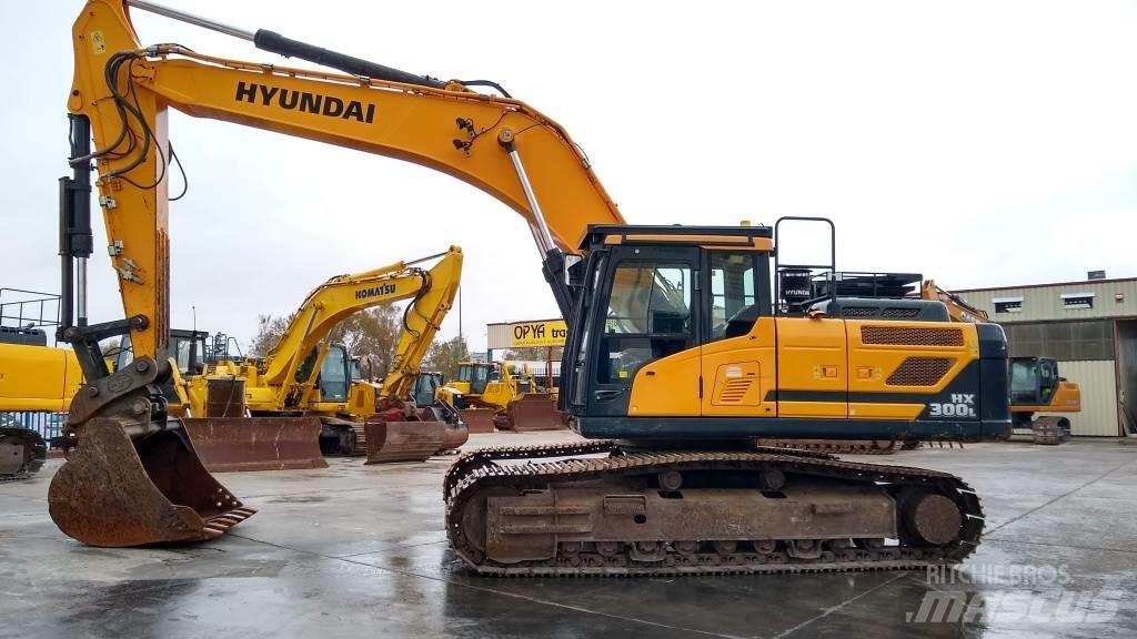 Hyundai HX 300 L Telakaivukoneet