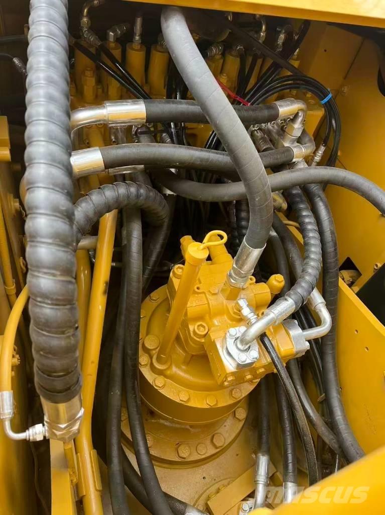 CAT 320 D2L Telakaivukoneet