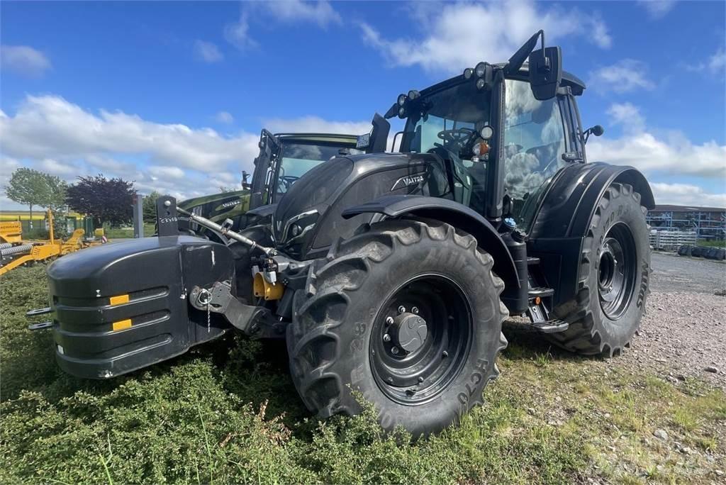 Valtra N 175 Traktorit