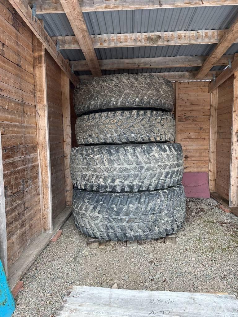 JCB Fastrac 8310 Traktorit