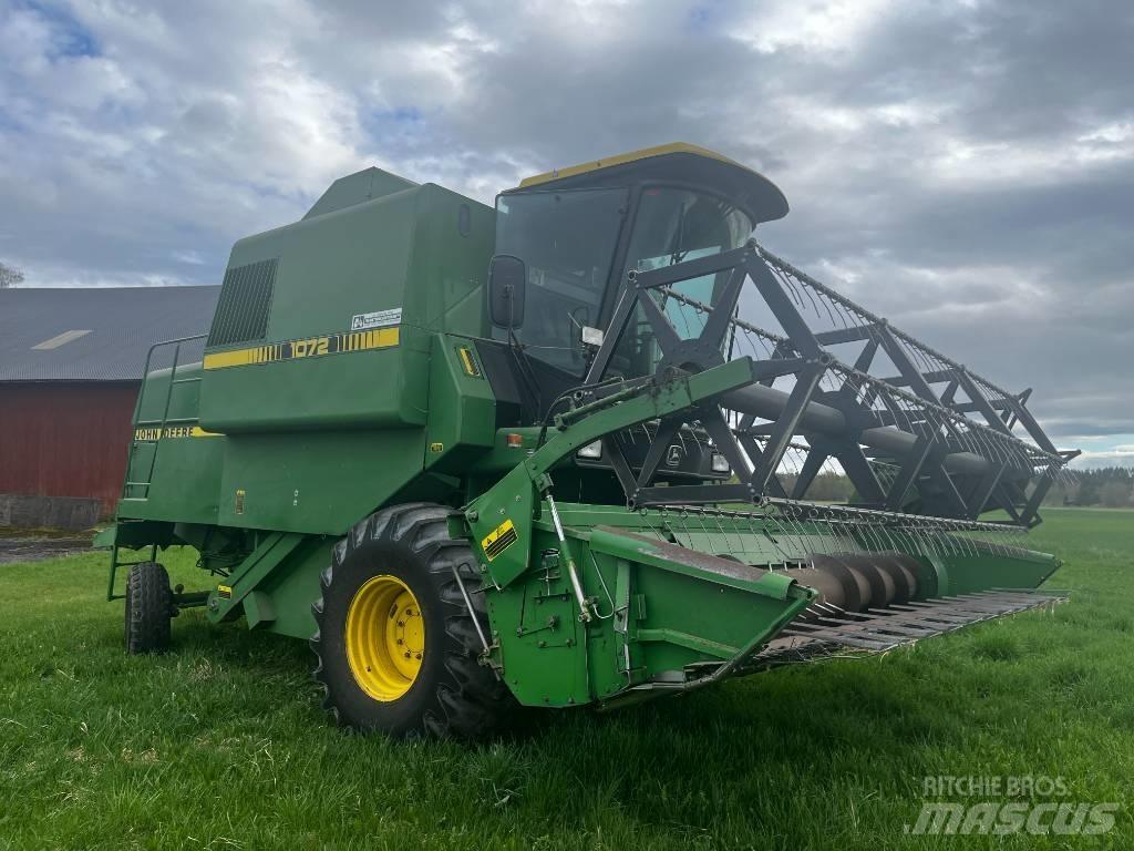 John Deere 1072 Leikkuupuimurit