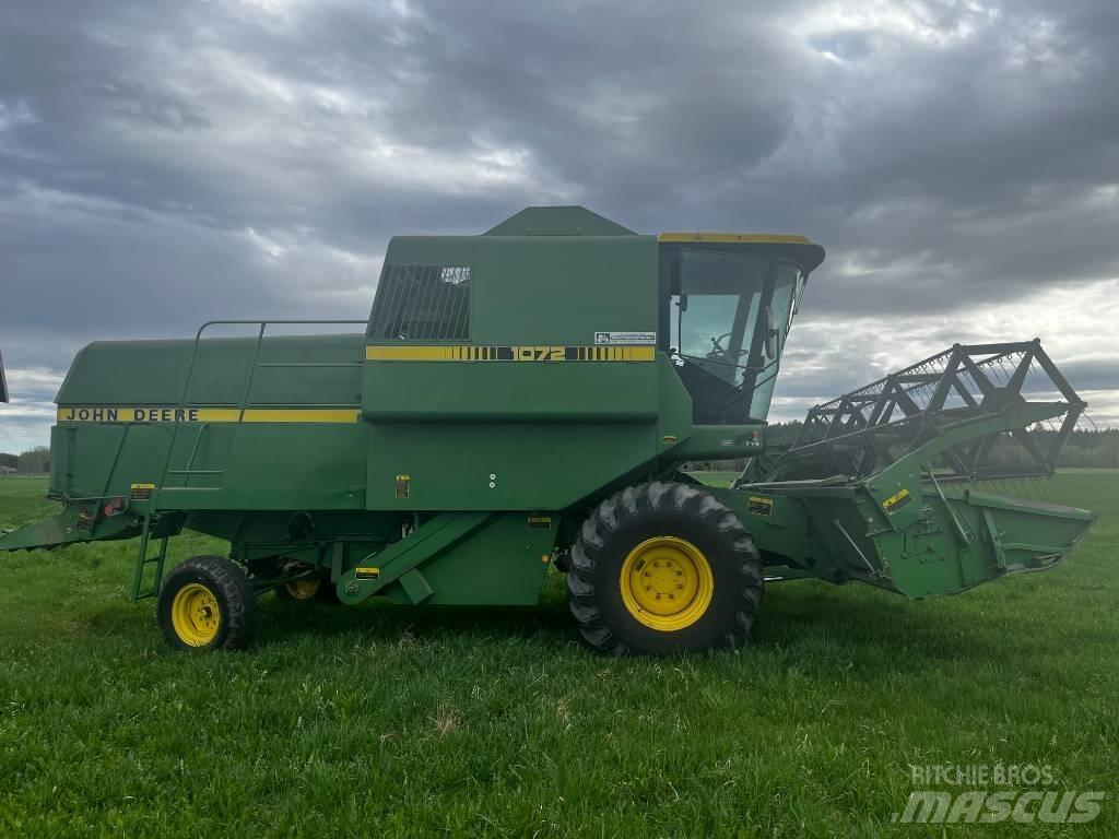 John Deere 1072 Leikkuupuimurit