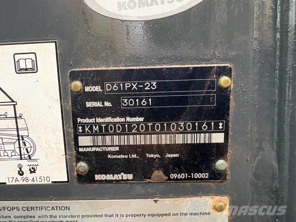 Komatsu D 61 PX-23 Telaketjupuskutraktorit