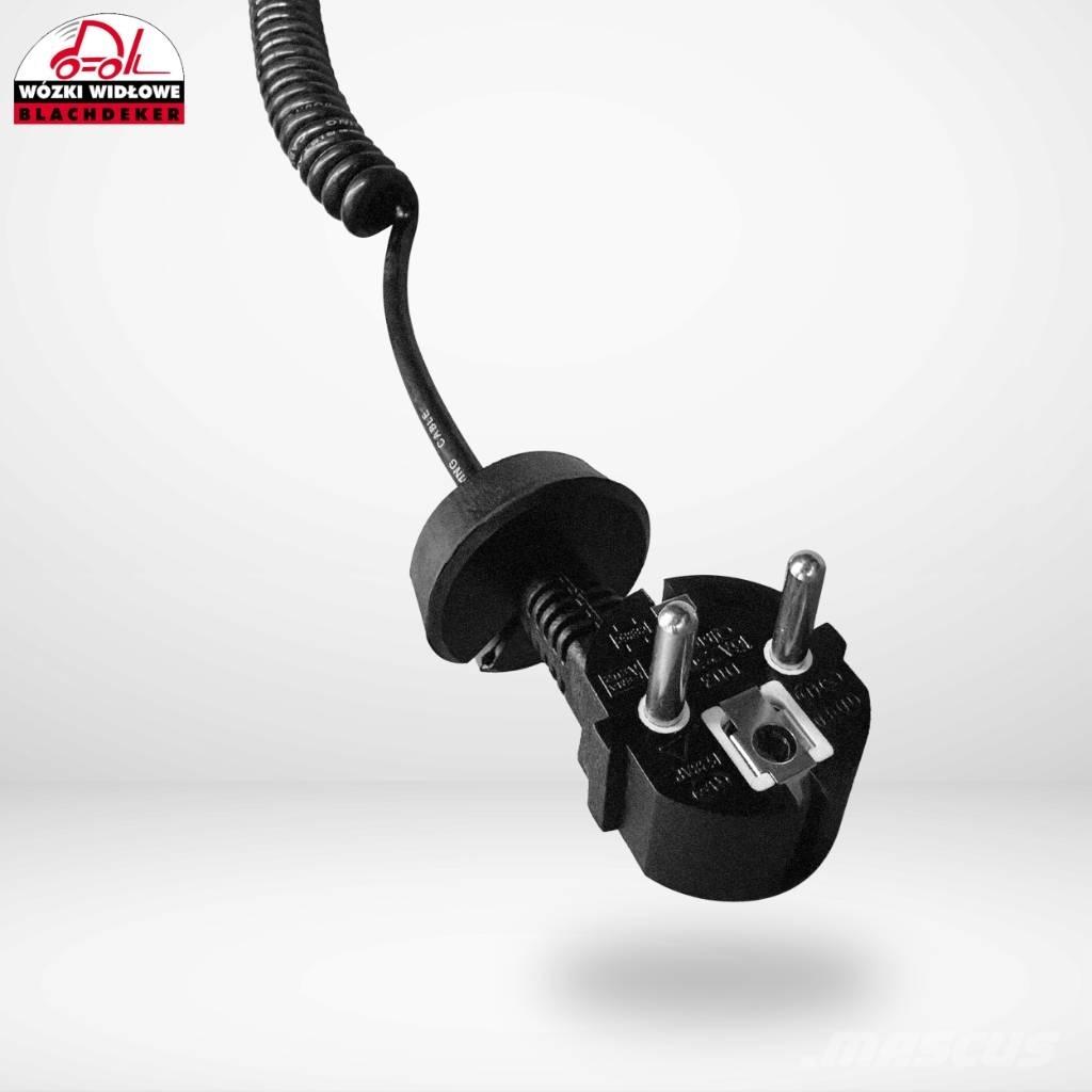 EP DS3-15 Käyden ajettavat pinoamistrukit