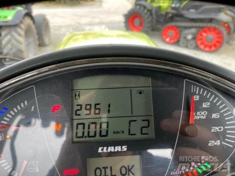 CLAAS AXION 830 Traktorit