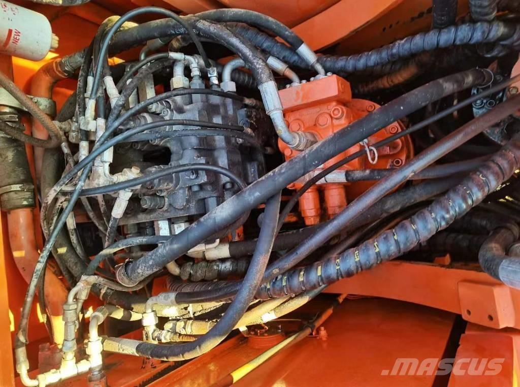 Doosan 150 W-7 Pyöräkaivukoneet