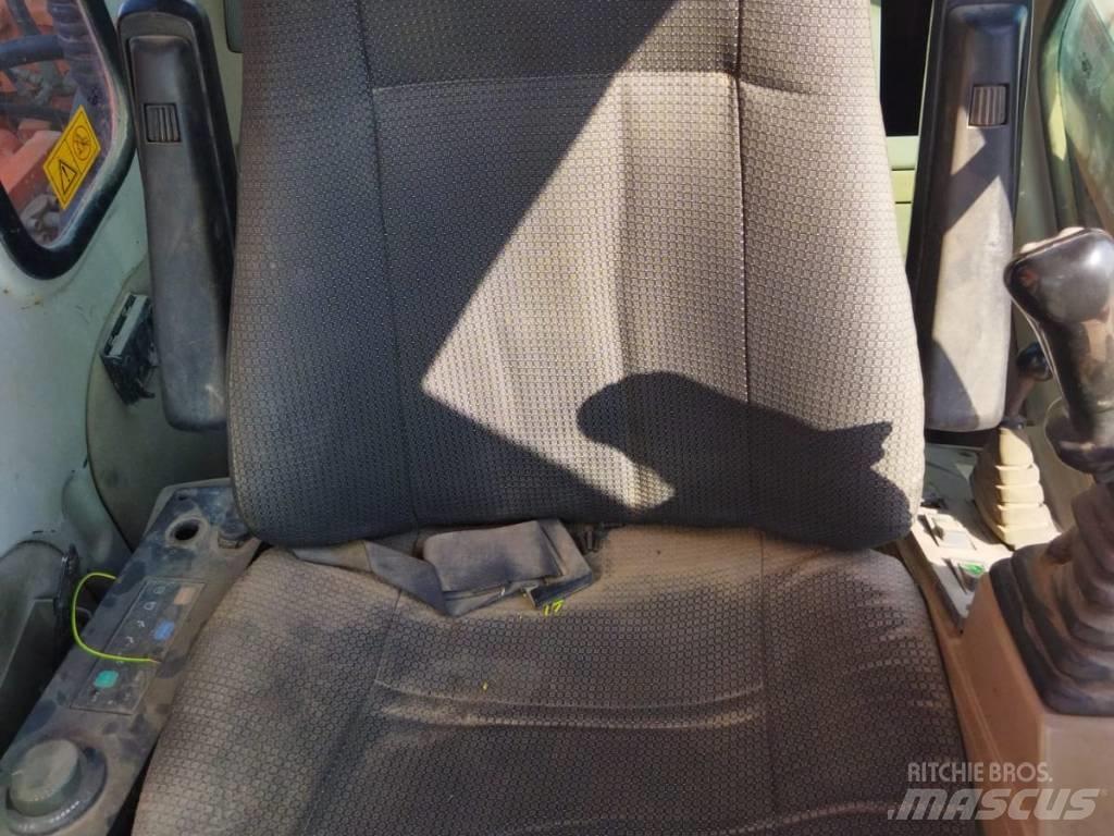 Daewoo 210 W-V Pyöräkaivukoneet