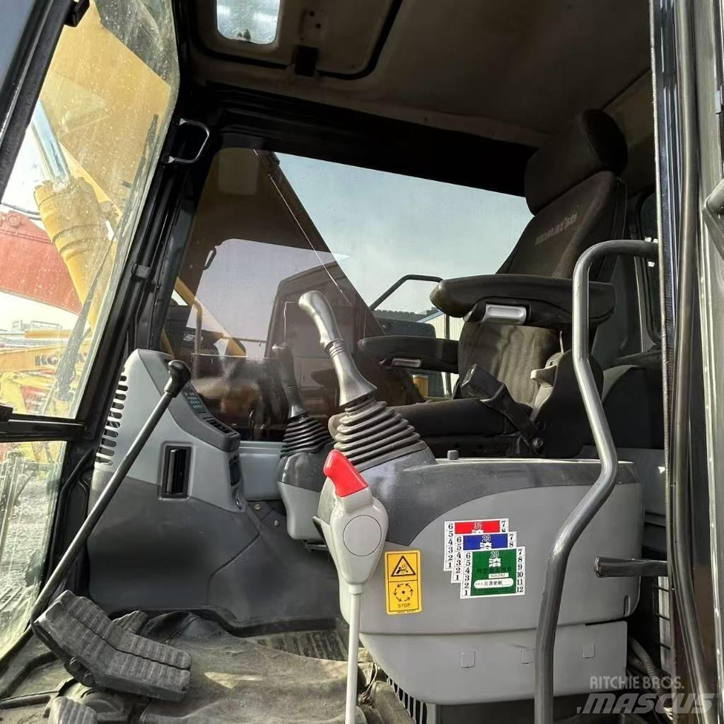 Komatsu 160-7 Telakaivukoneet