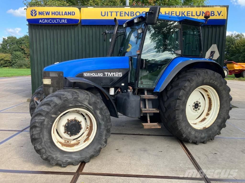 New Holland TM 125 Traktorit