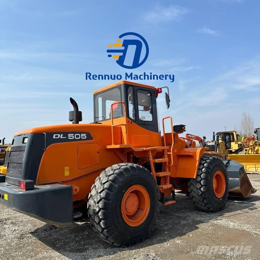 Doosan DL505 Pyöräkuormaajat