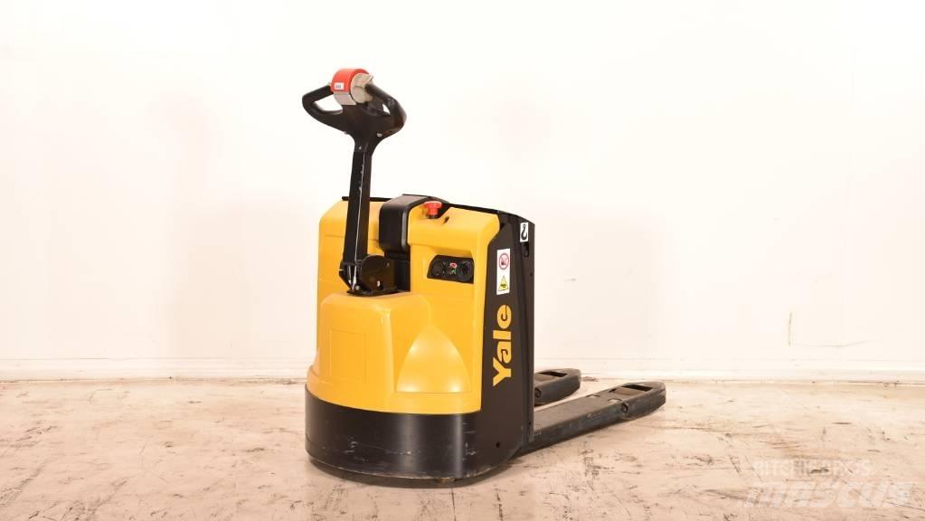 Yale MP 16 Lavansiirtotrukit