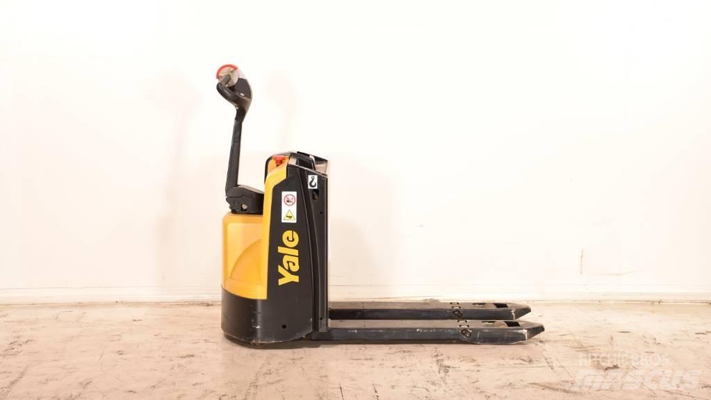 Yale MP 16 Lavansiirtotrukit