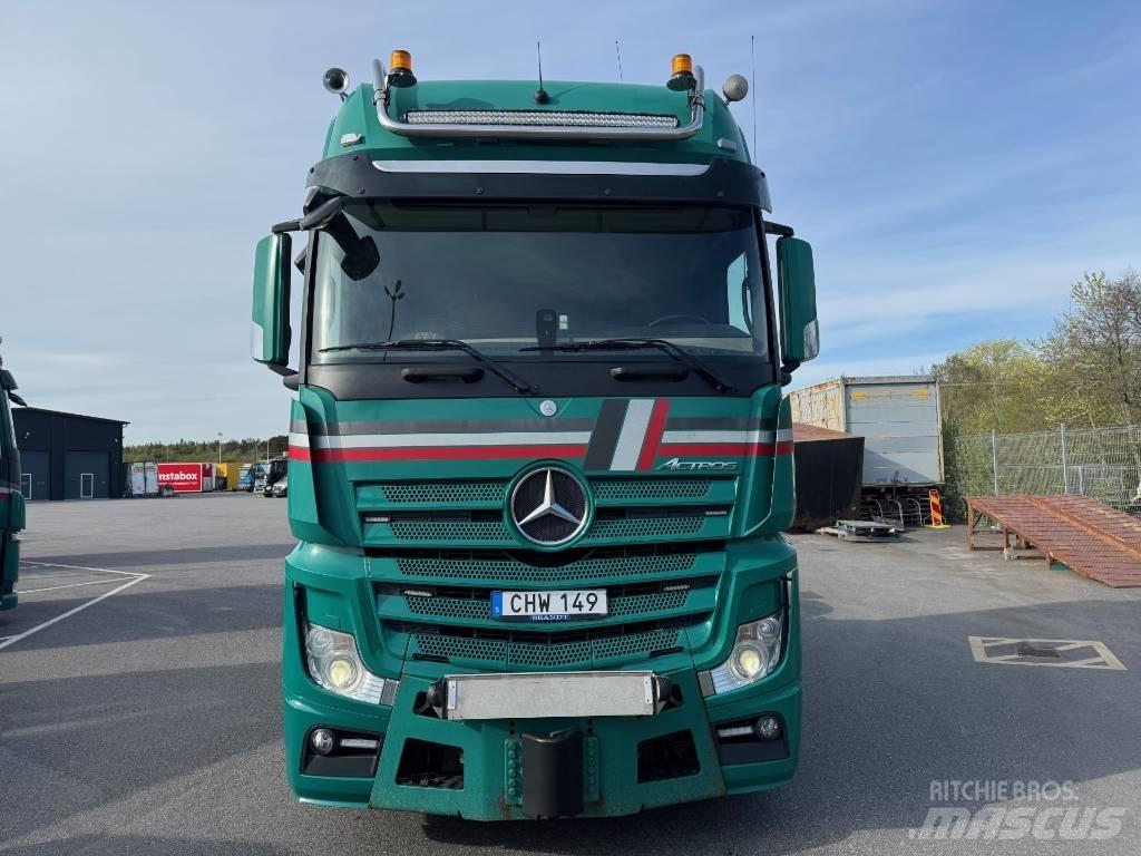 Mercedes-Benz  Vetopöytäautot