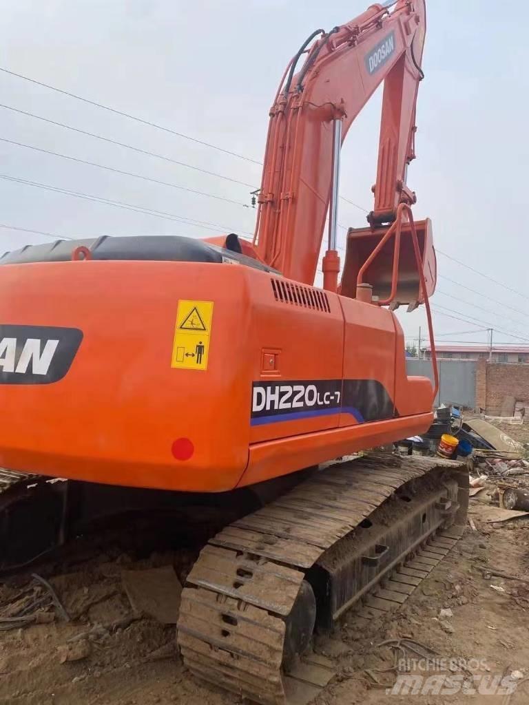 Doosan DH220LC-5 Telakaivukoneet