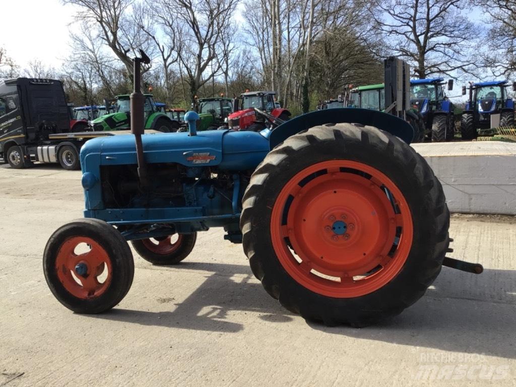 Fordson Power Major Traktorit