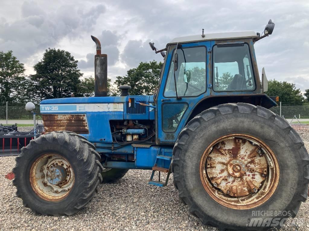 Ford TW 35 Traktorit