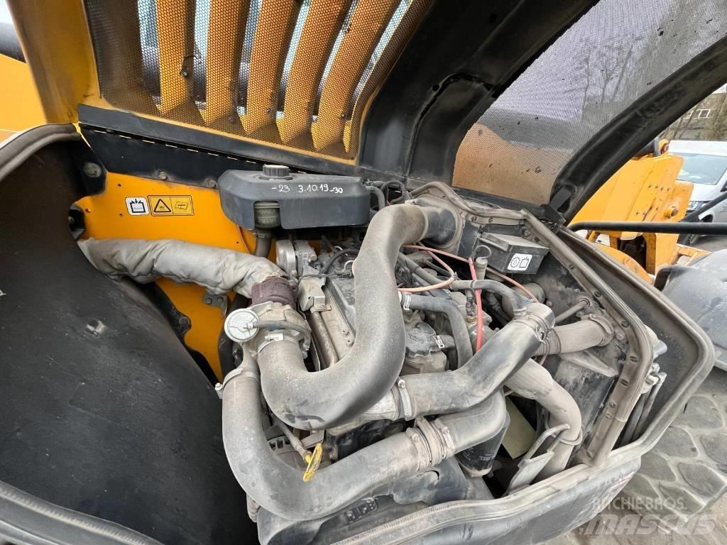 JCB 535-125 Kurottajat