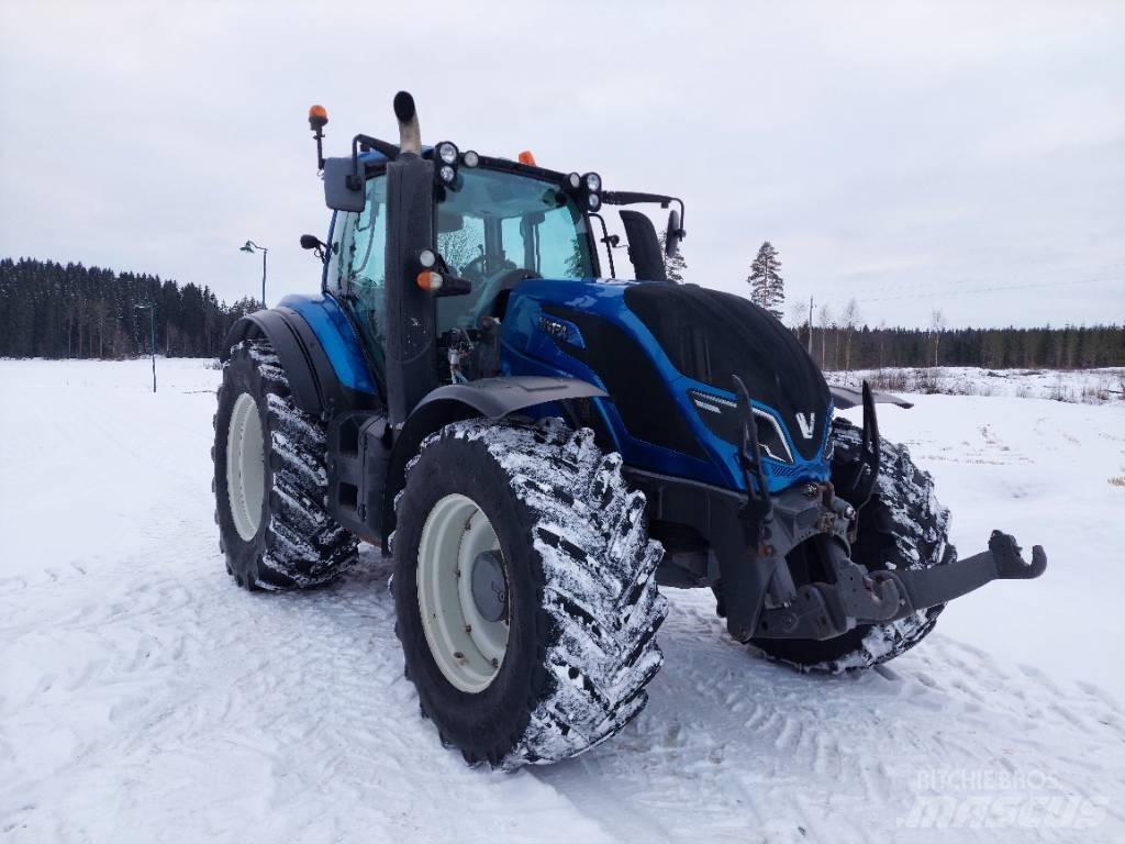Valtra T 174 VERSU Traktorit