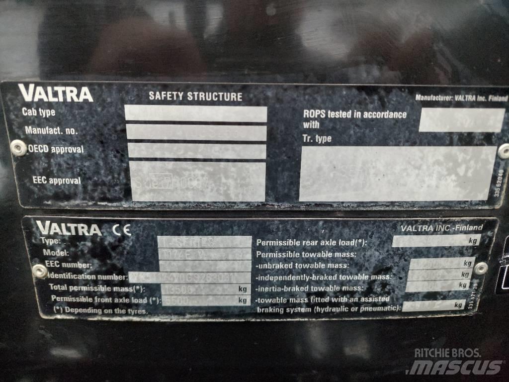 Valtra T 174 VERSU Traktorit