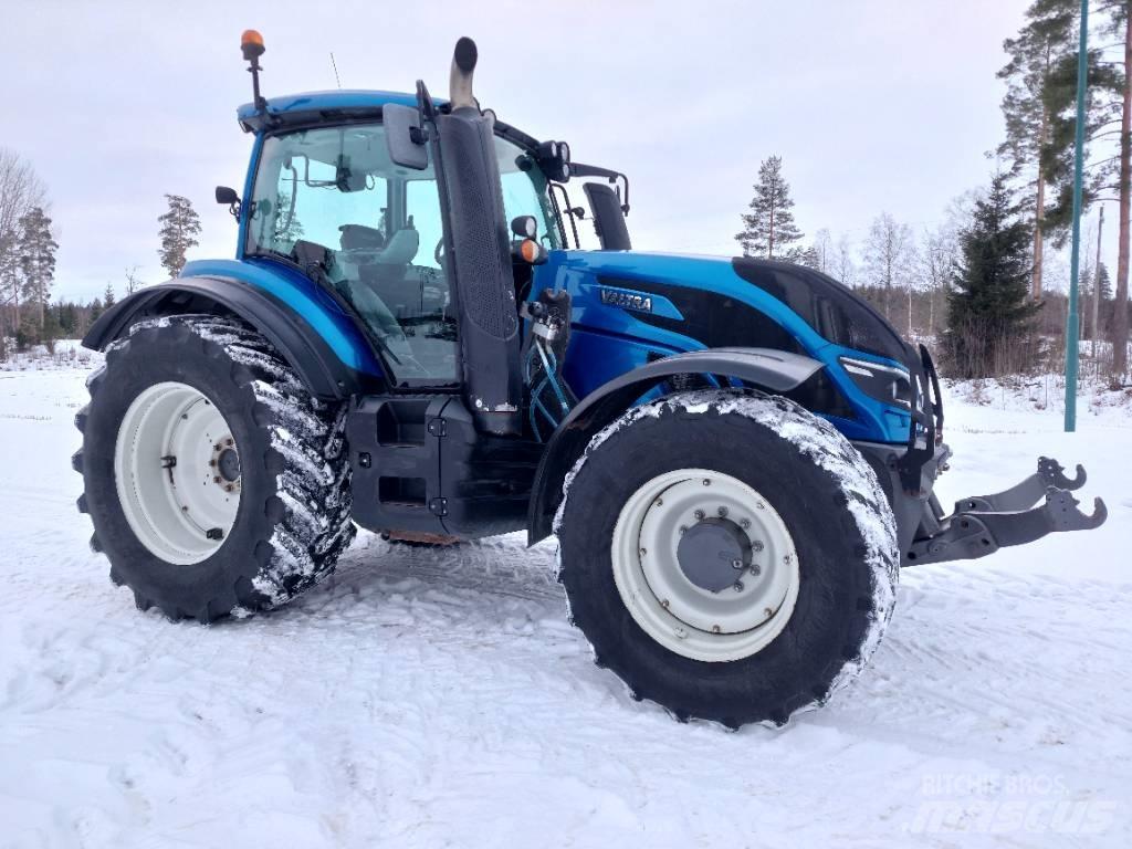 Valtra T 174 VERSU Traktorit