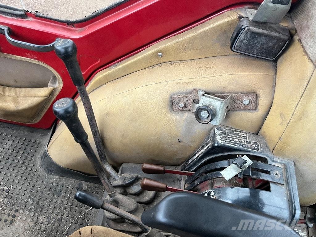 International 844xl Traktorit