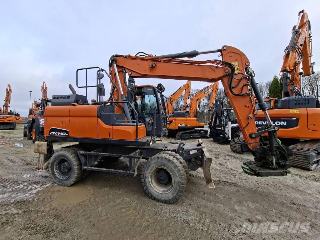 Doosan DX140W-5 Pyöräkaivukoneet