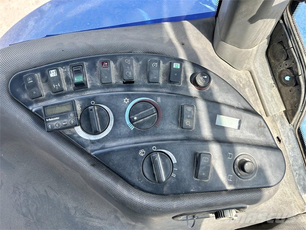 New Holland TG285 Traktorit