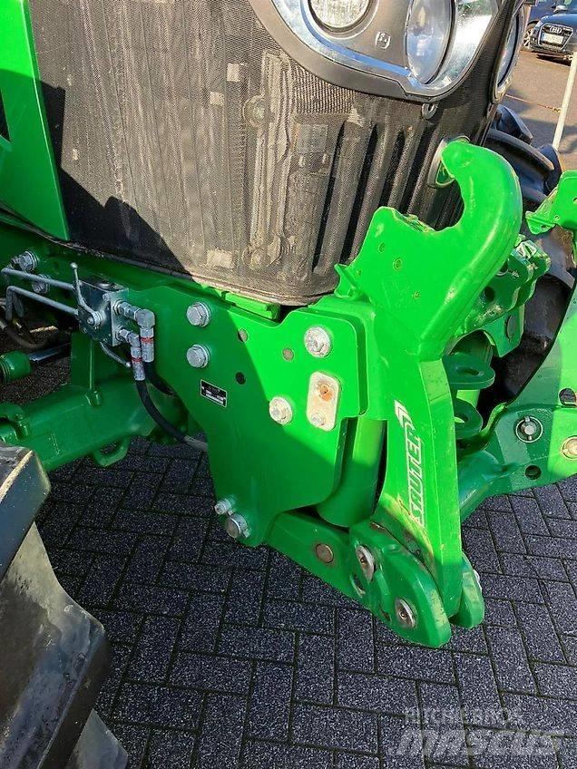 John Deere 6090M Traktorit